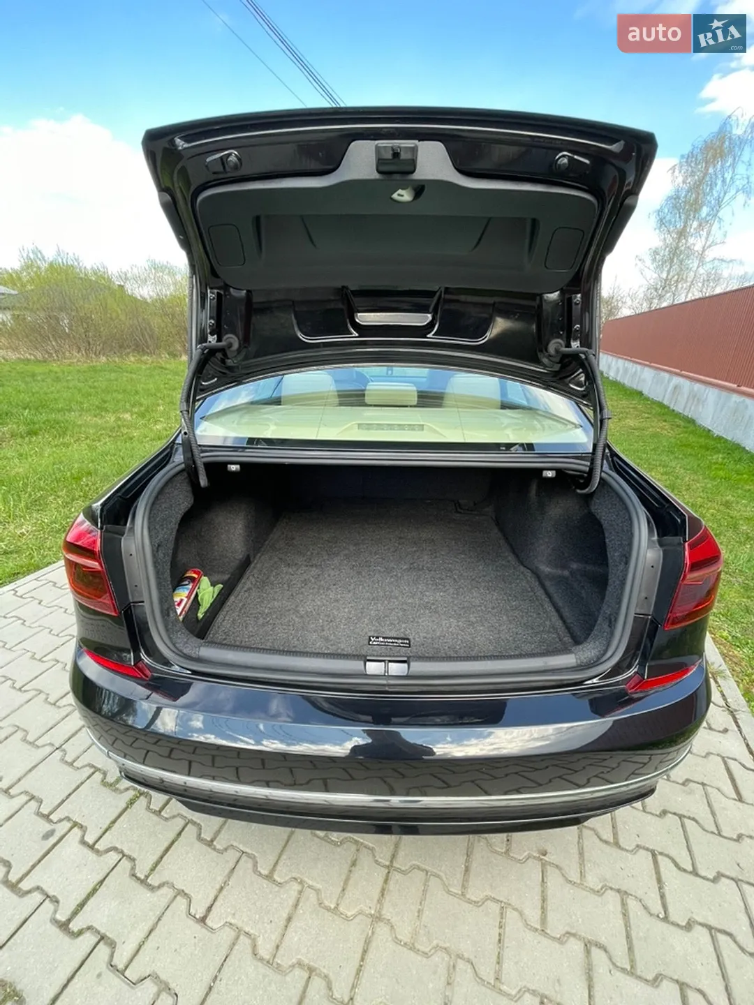 2017 Volkswagen Passat - мініатюра 20