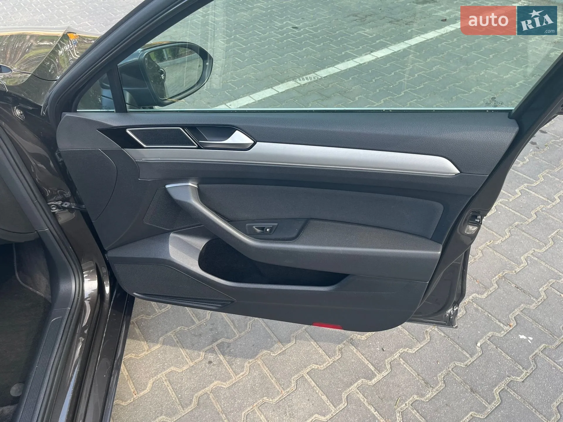 2017 Volkswagen Passat - мініатюра 25