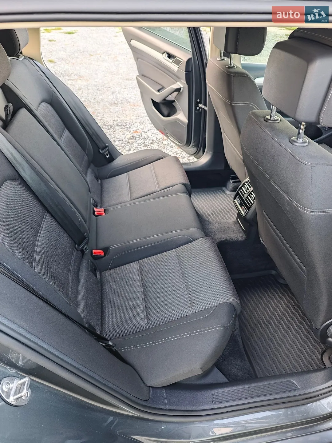 2016 Volkswagen Passat - мініатюра 33