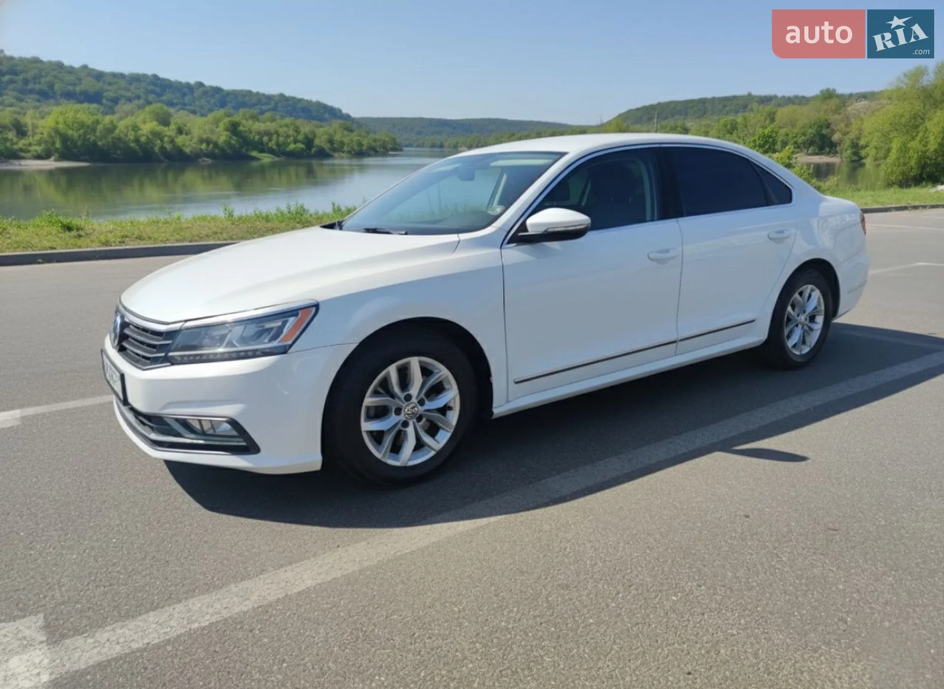 2016 Volkswagen Passat - мініатюра 15