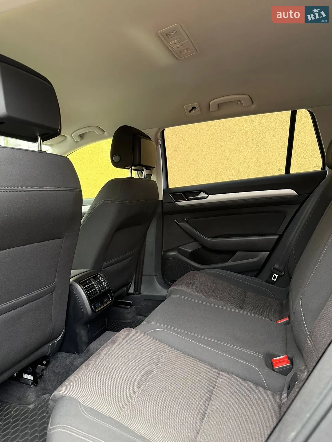 2018 Volkswagen Passat - мініатюра 8