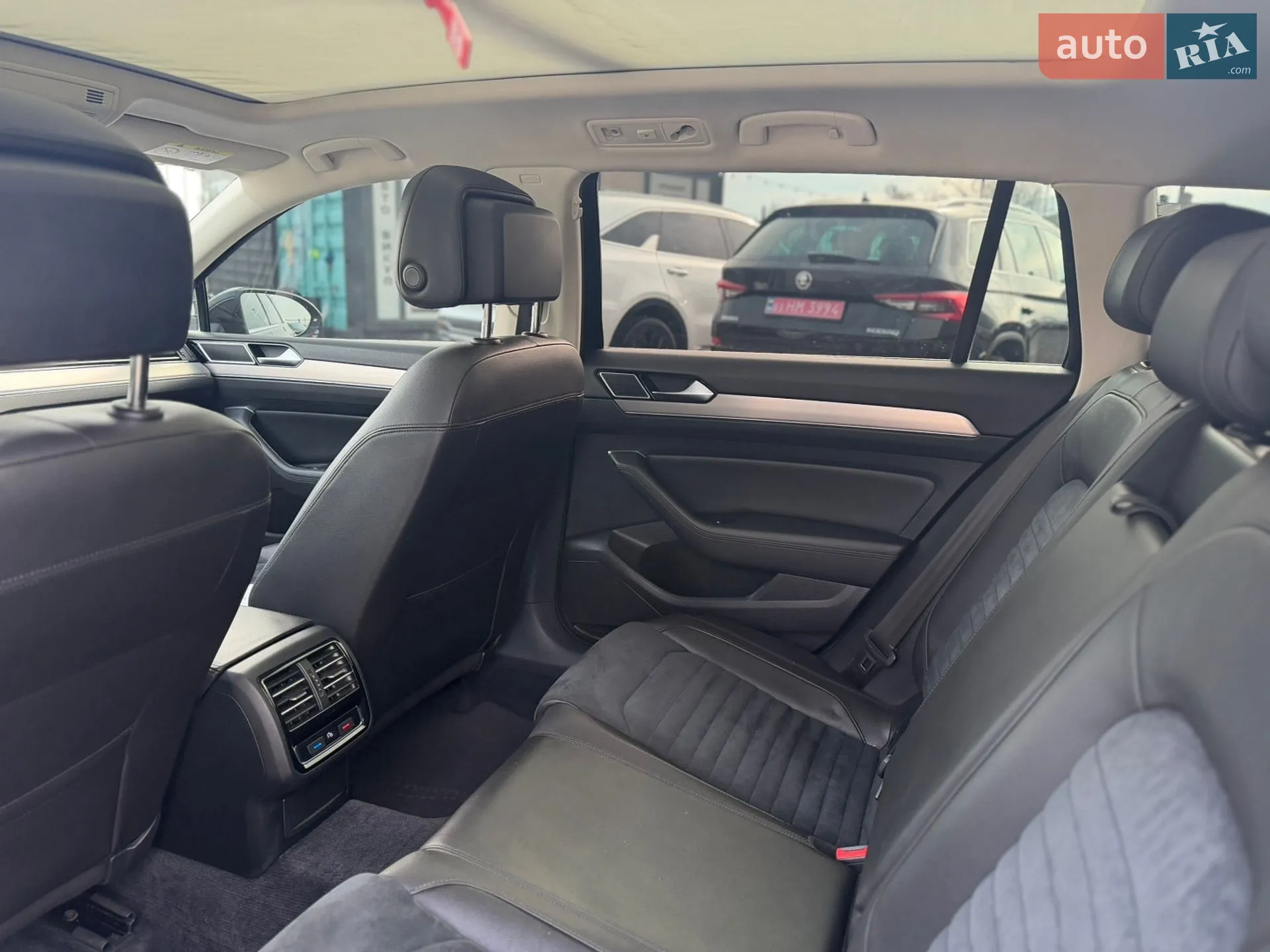 2017 Volkswagen Passat - мініатюра 36
