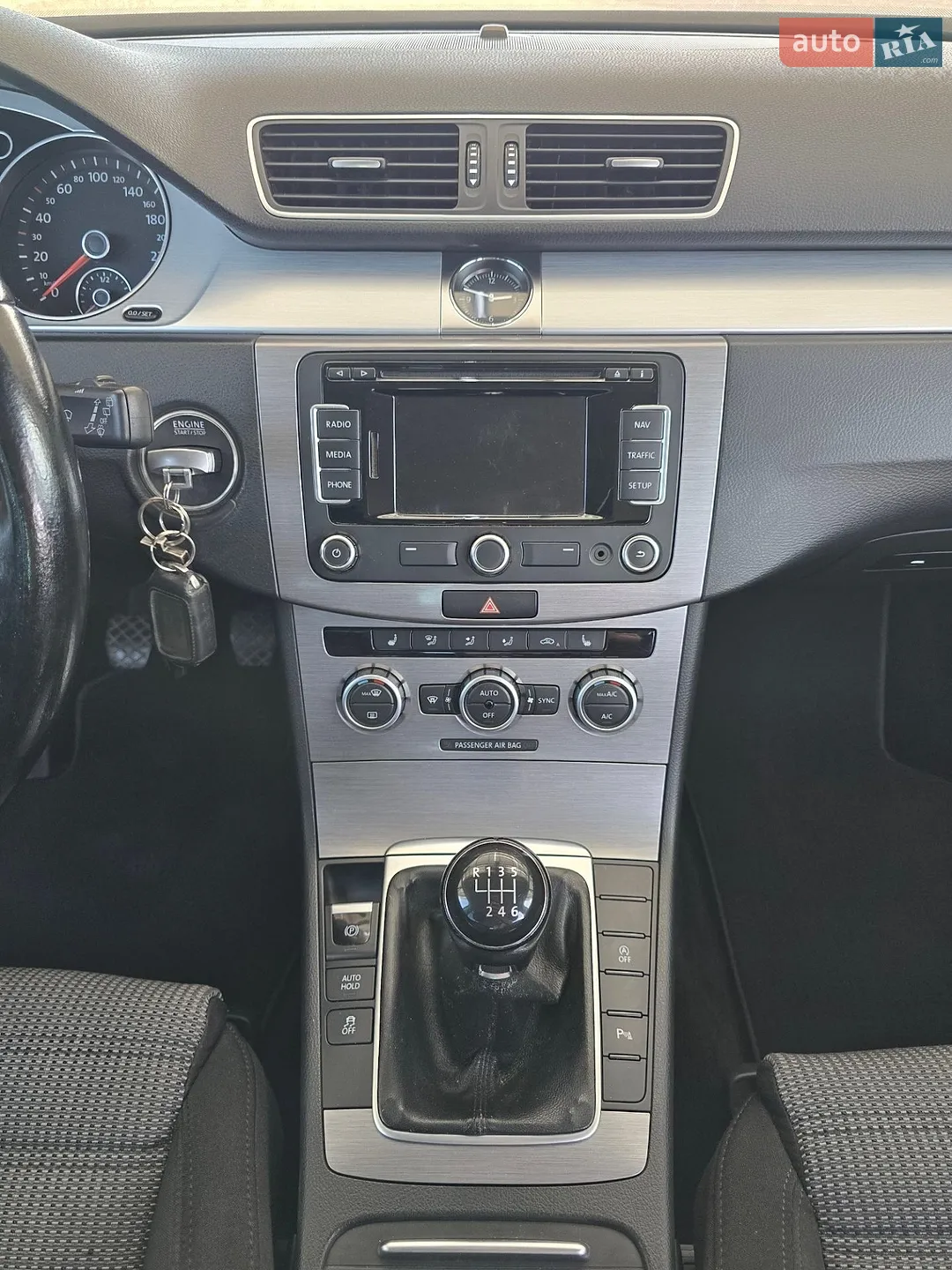 2014 Volkswagen Passat - мініатюра 25