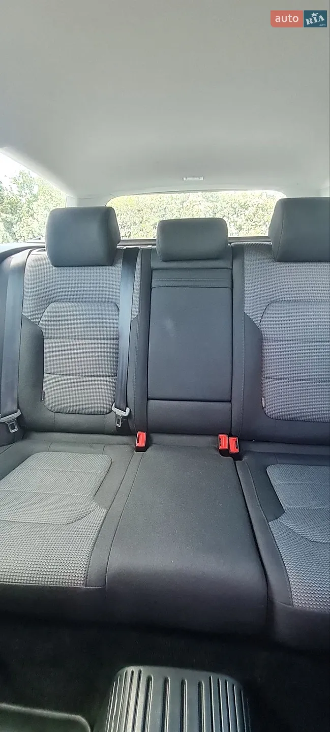 2013 Volkswagen Passat - мініатюра 12