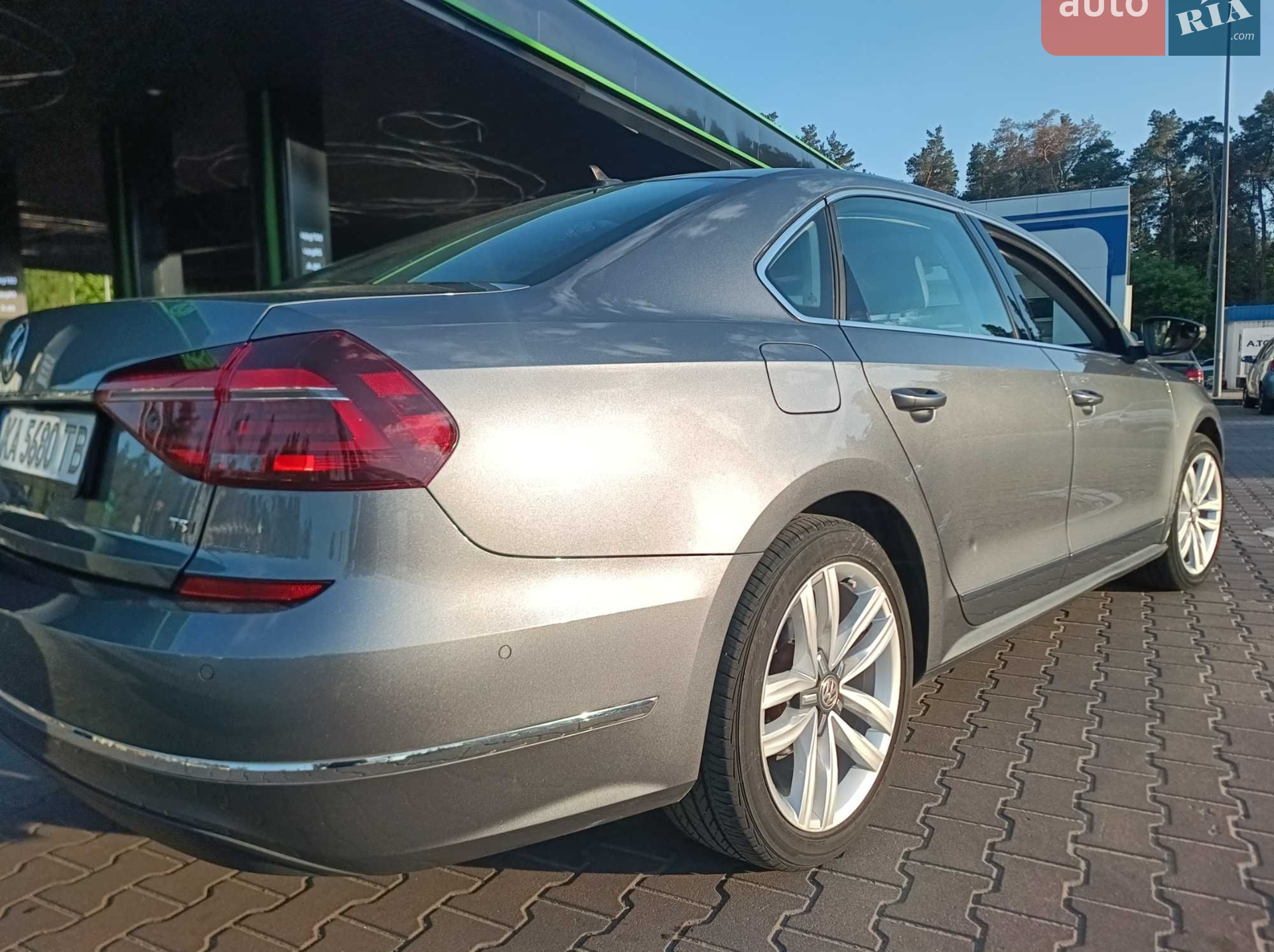 2017 Volkswagen Passat - мініатюра 2