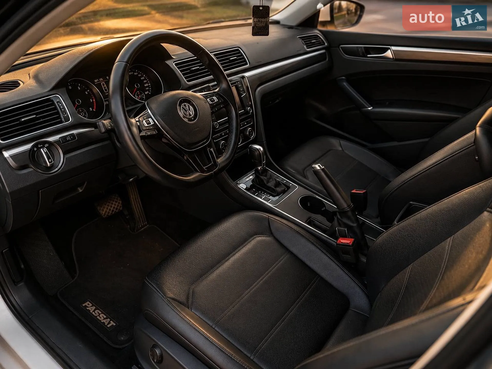 2018 Volkswagen Passat - мініатюра 9