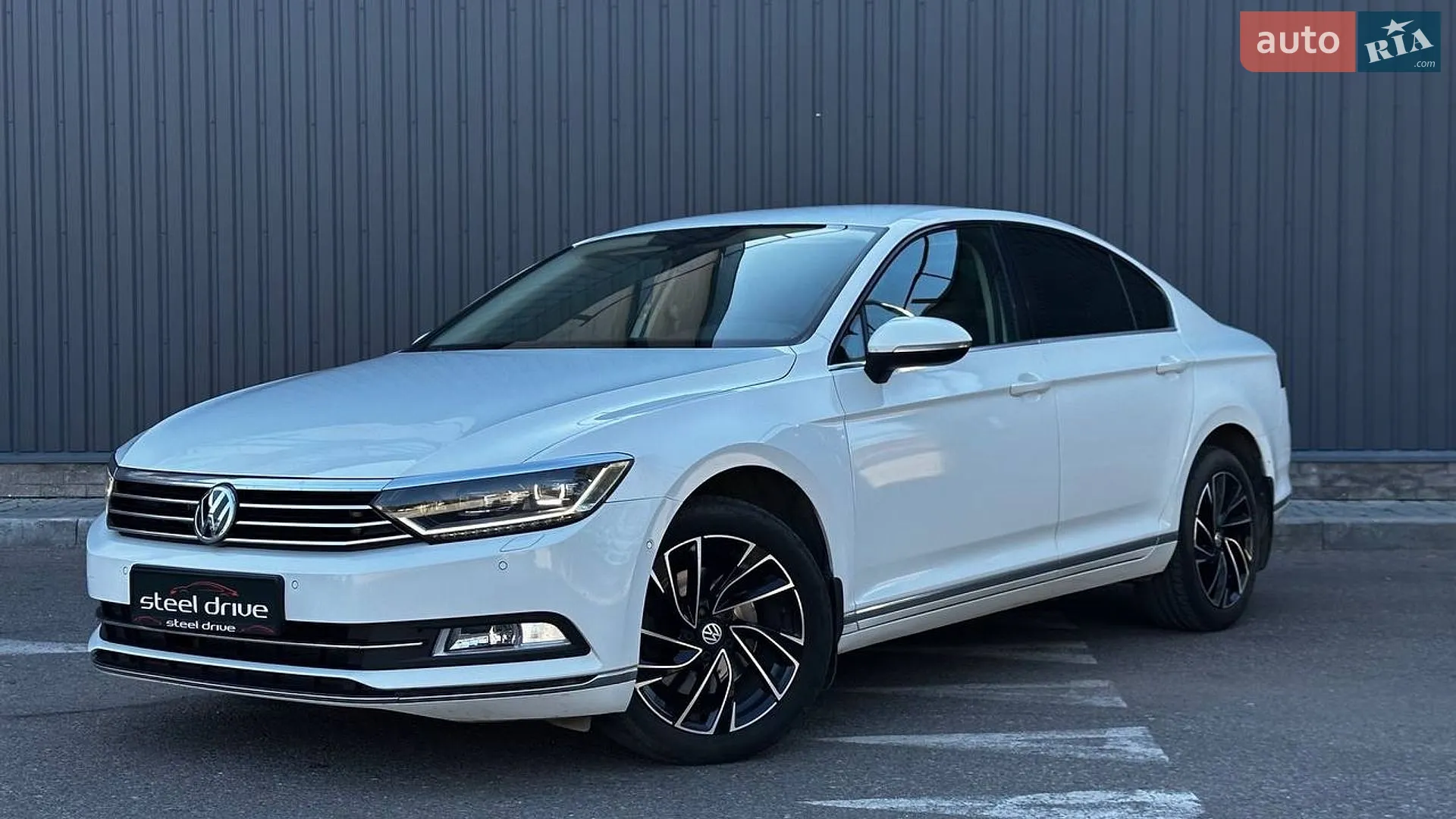 2015 Volkswagen Passat - мініатюра 2