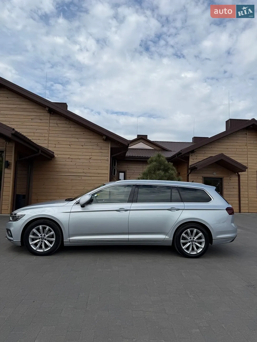 2022 Volkswagen Passat - мініатюра 3