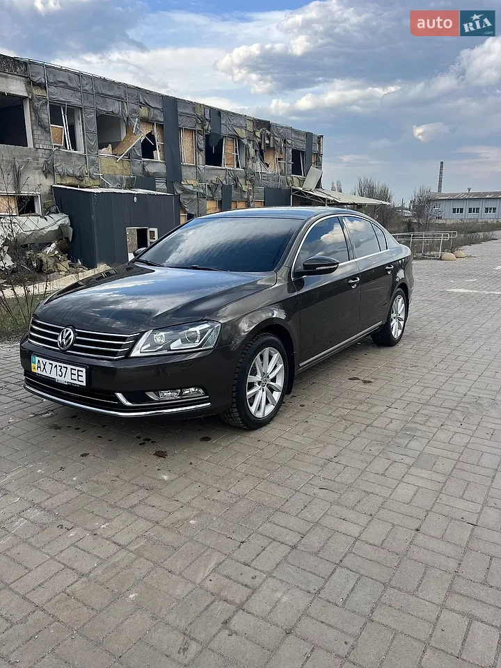 2014 Volkswagen Passat - мініатюра 41
