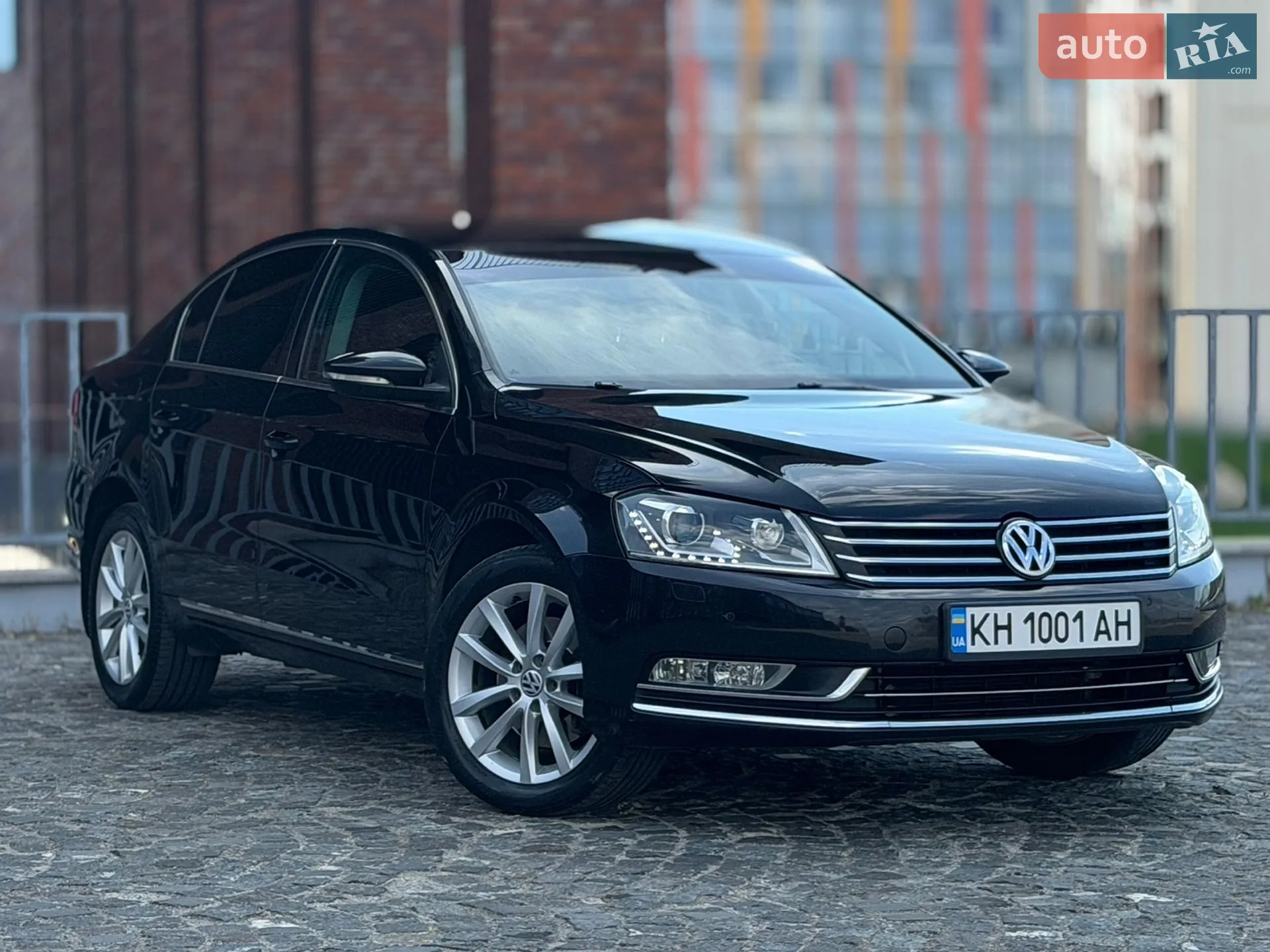 2012 Volkswagen Passat - мініатюра 2