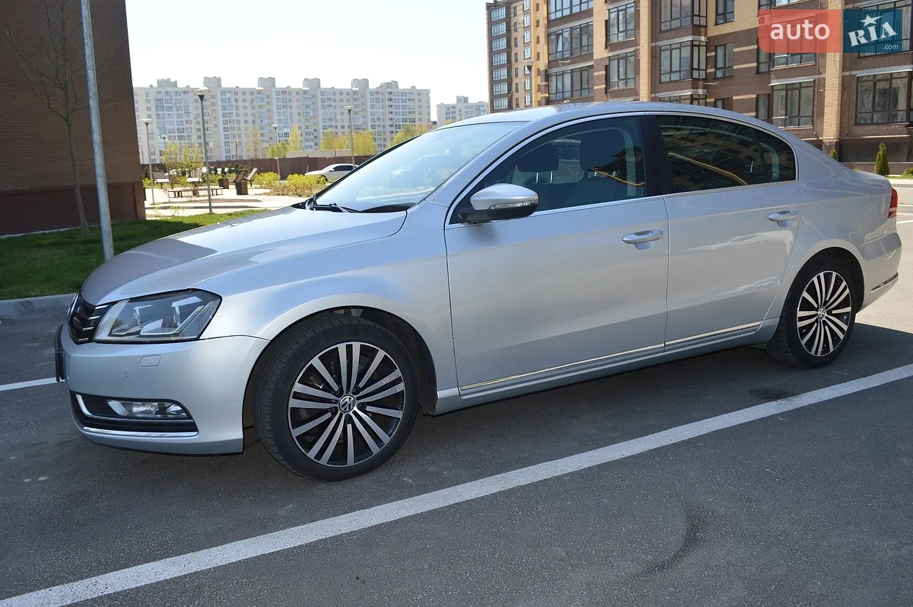 2013 Volkswagen Passat - мініатюра 32