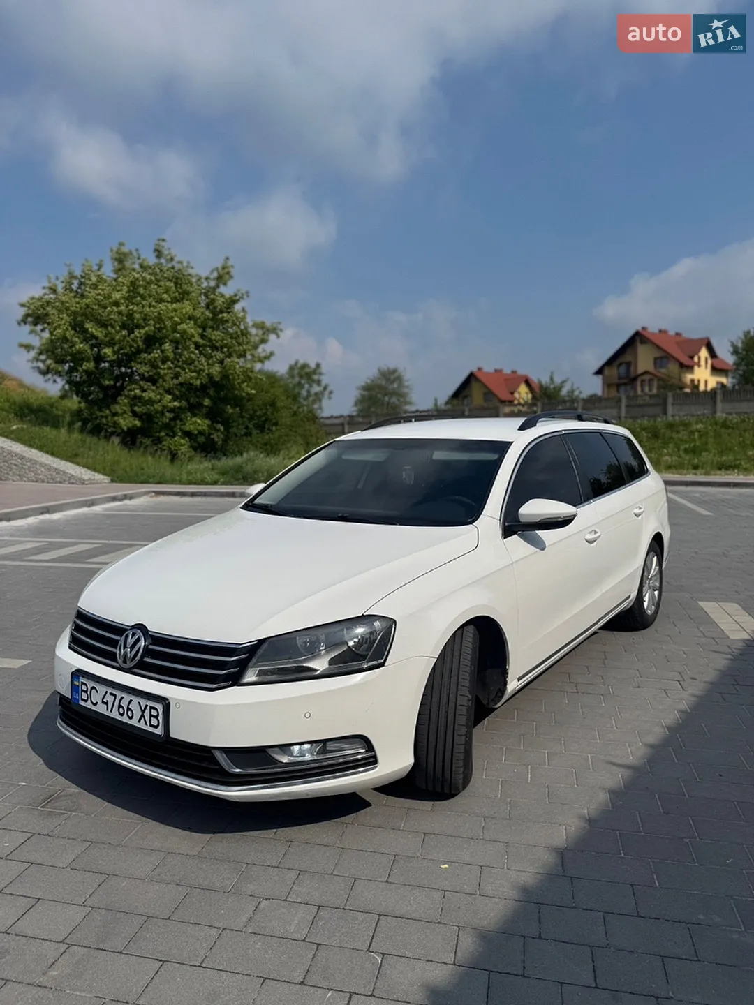 2011 Volkswagen Passat - мініатюра 2