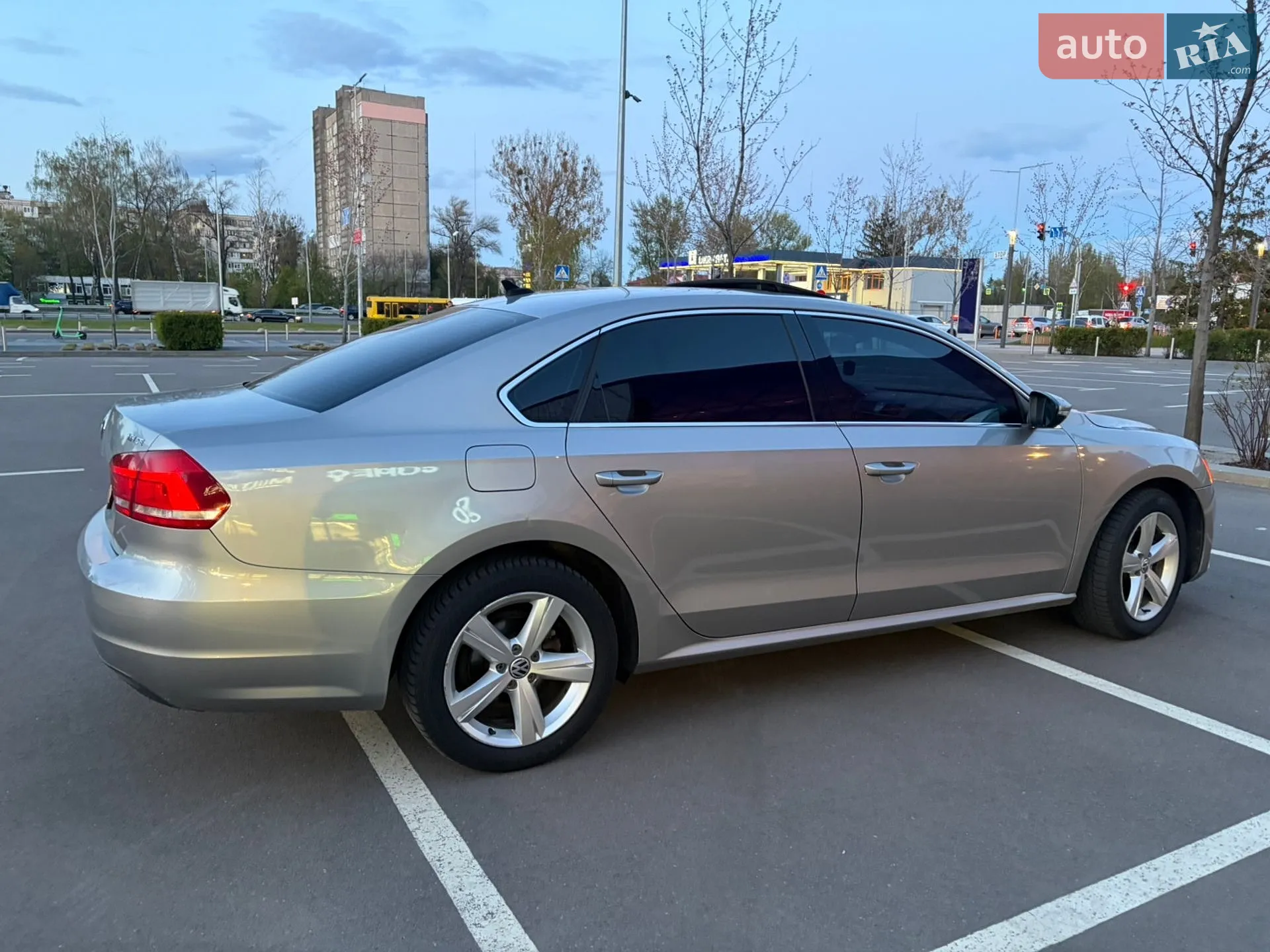 2012 Volkswagen Passat - мініатюра 7