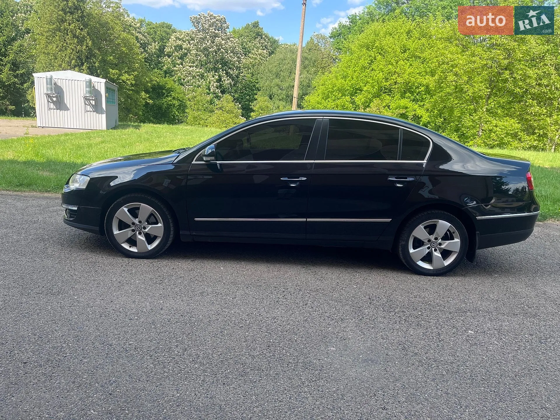 2010 Volkswagen Passat - фото 1