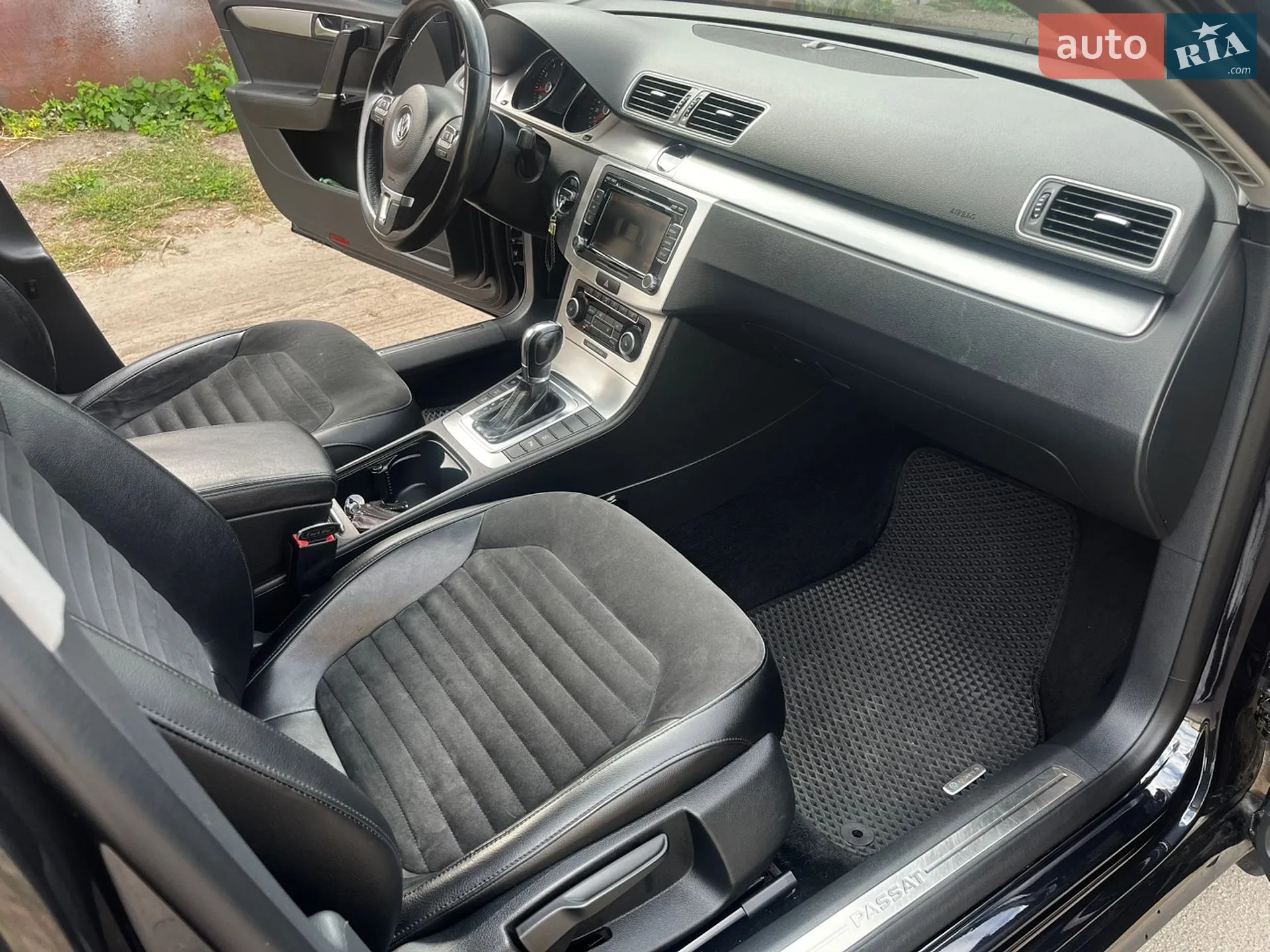 2011 Volkswagen Passat - мініатюра 25