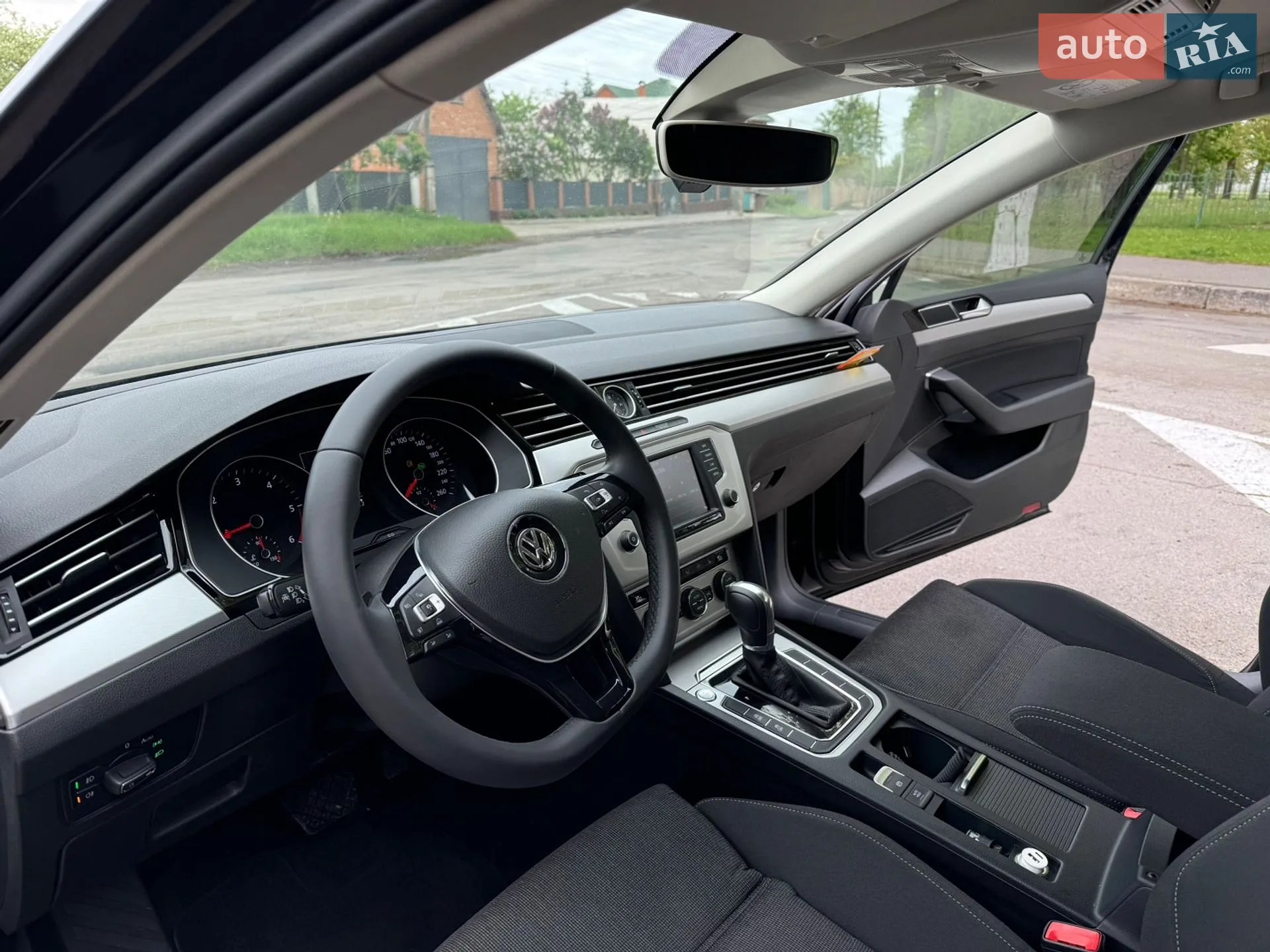 2015 Volkswagen Passat - мініатюра 38