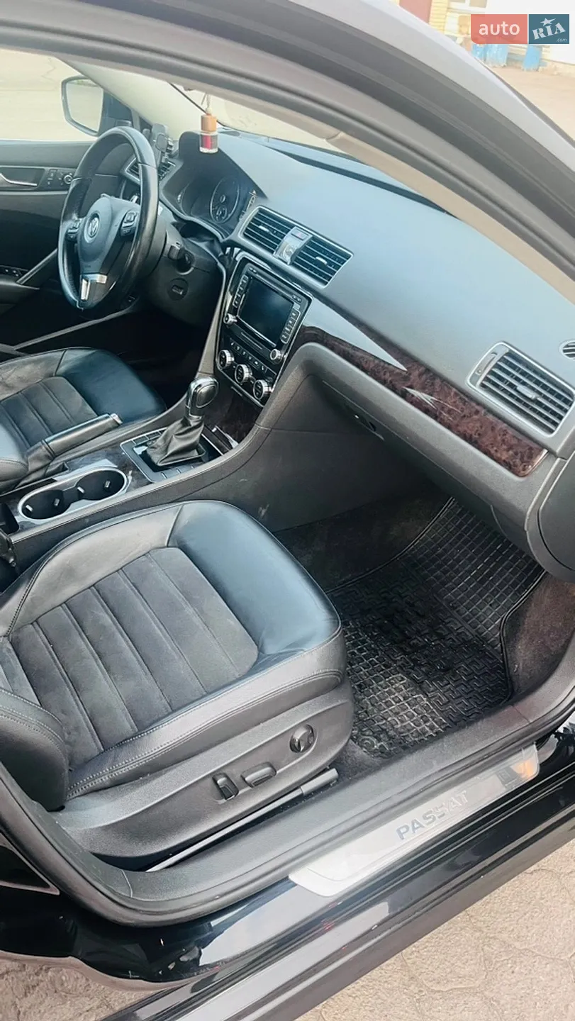 2013 Volkswagen Passat - мініатюра 25