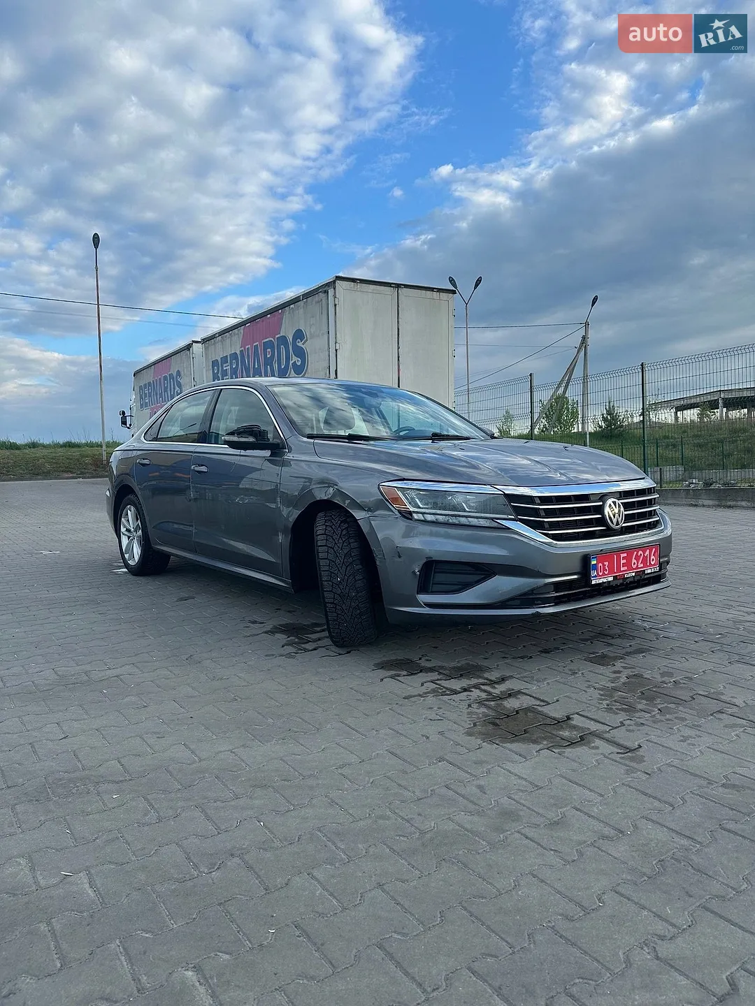2019 Volkswagen Passat - мініатюра 3