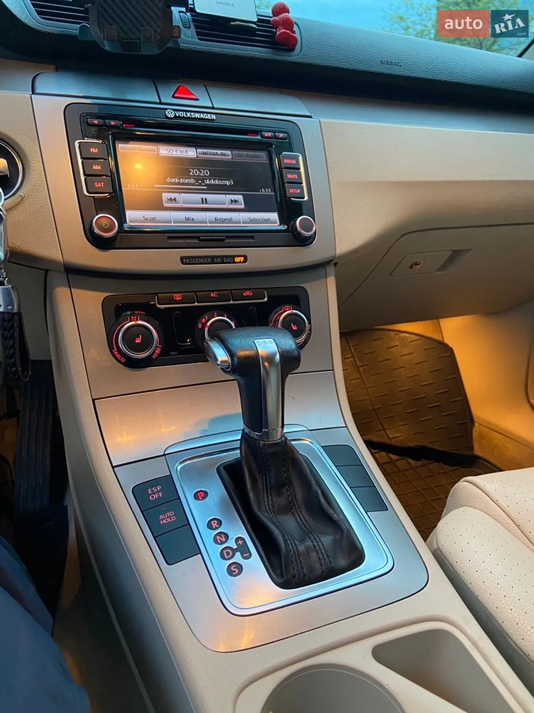 2010 Volkswagen Passat - мініатюра 18