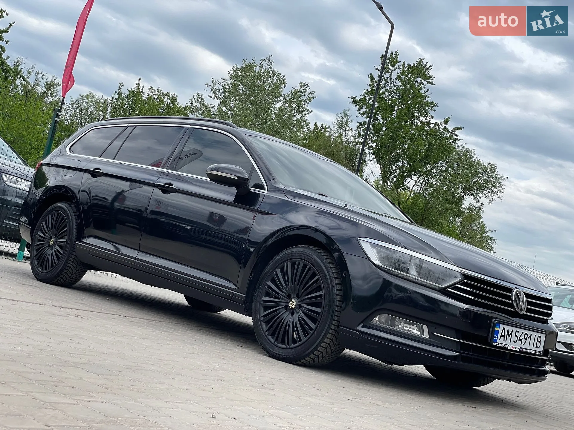 2015 Volkswagen Passat - мініатюра 6