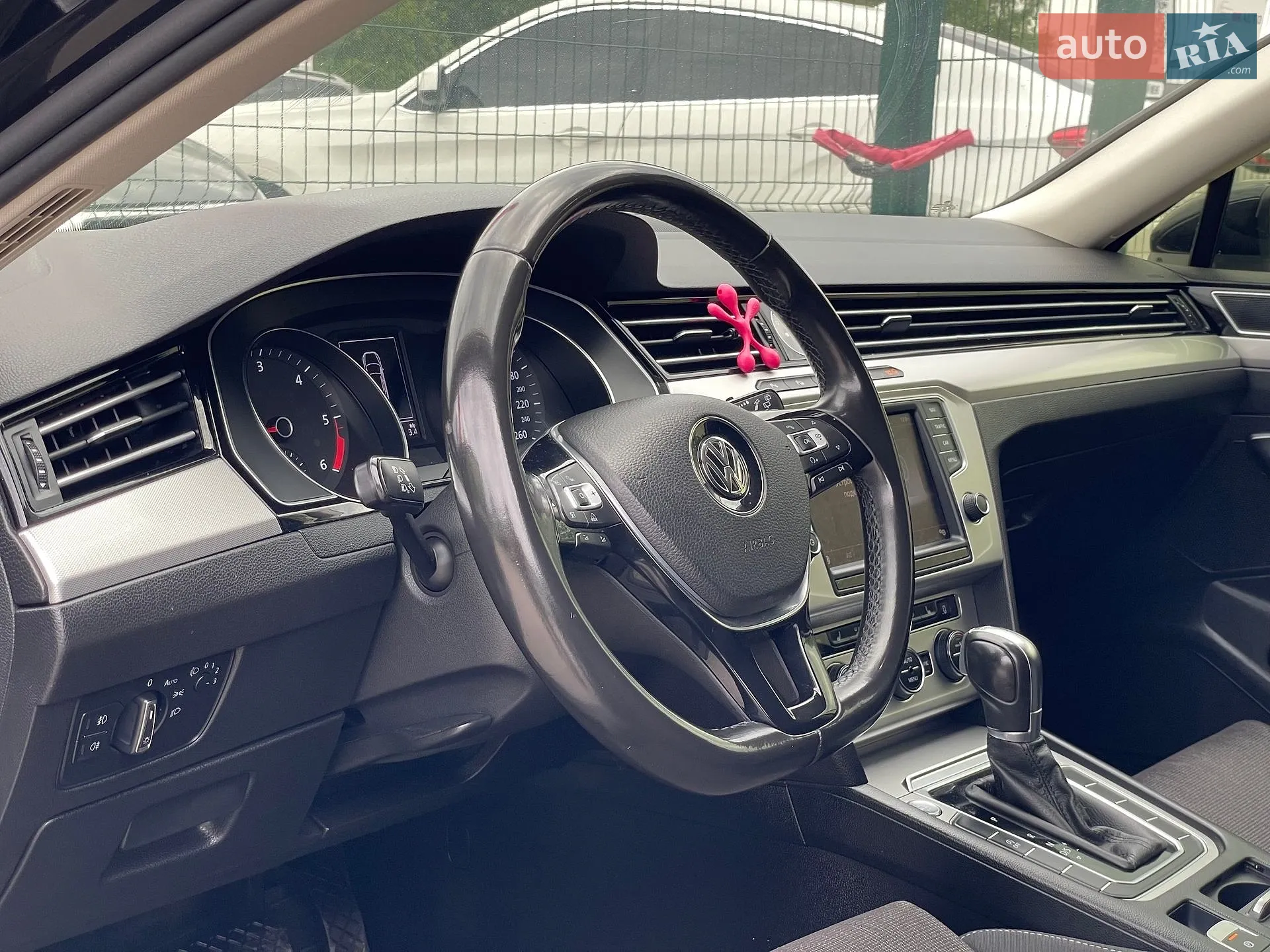 2015 Volkswagen Passat - мініатюра 23