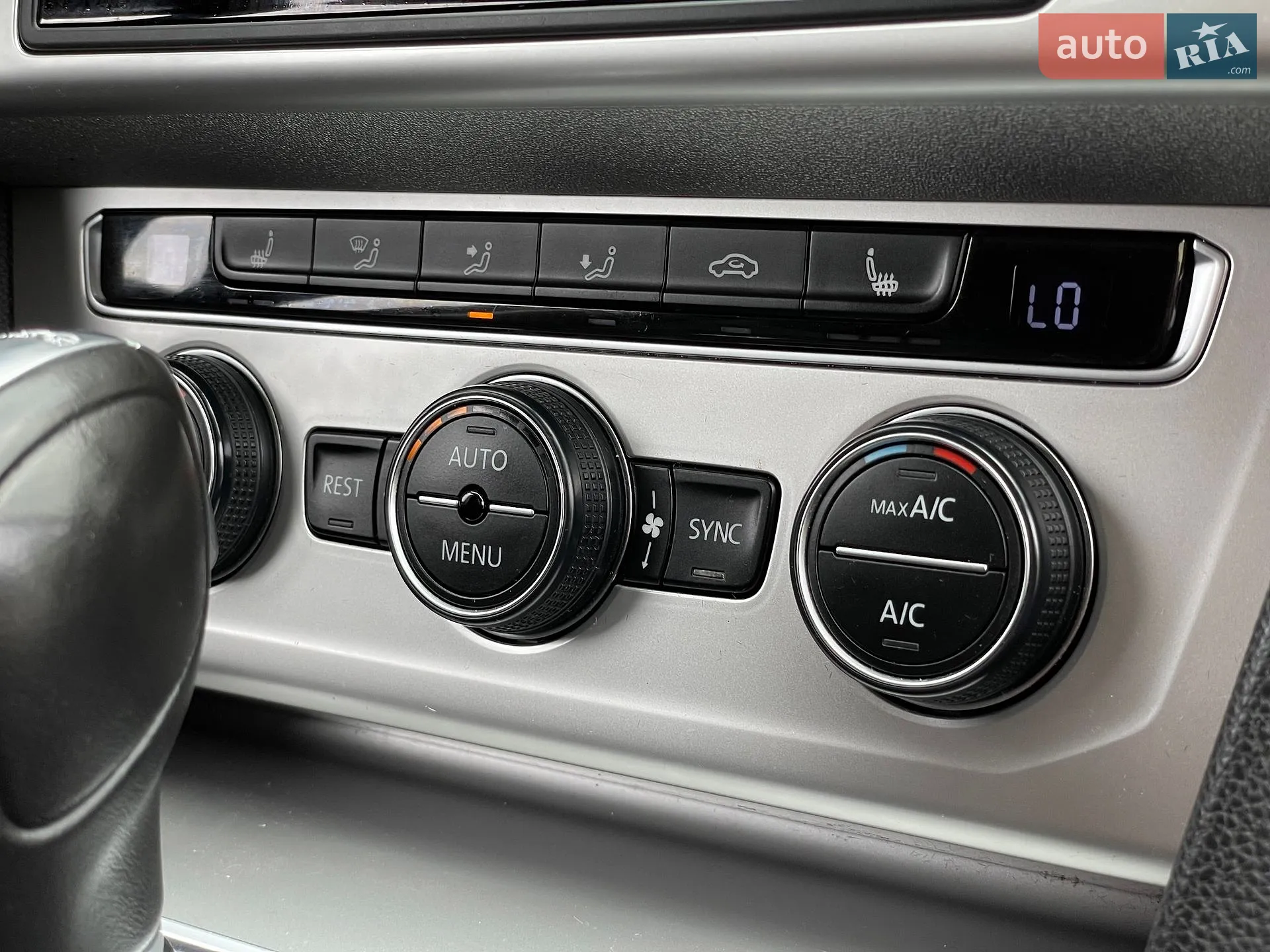 2015 Volkswagen Passat - мініатюра 38