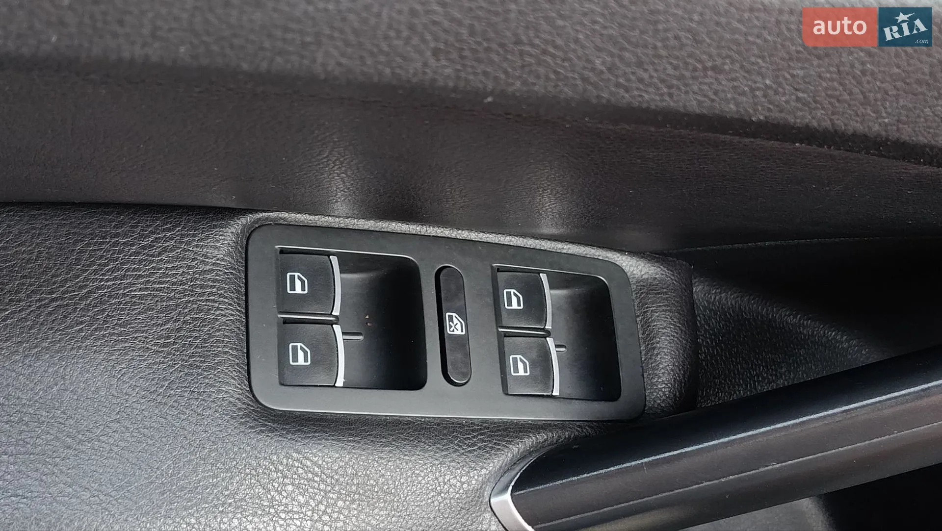 2016 Volkswagen Passat - мініатюра 26