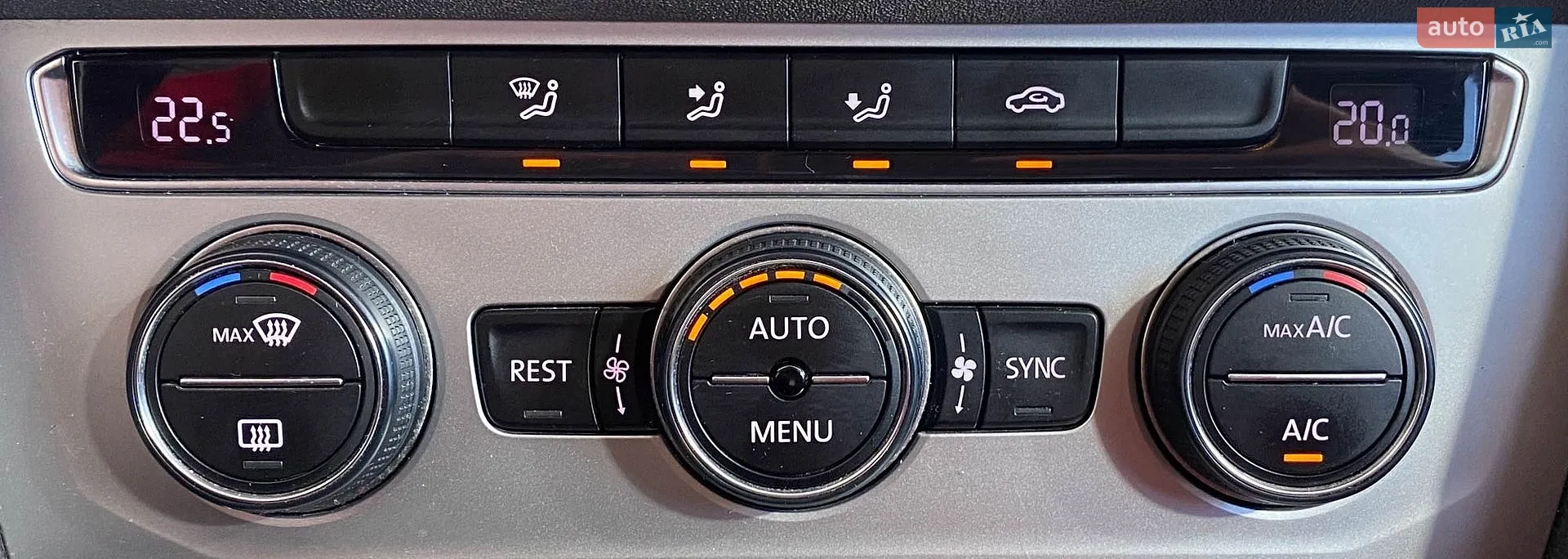 2015 Volkswagen Passat - мініатюра 18