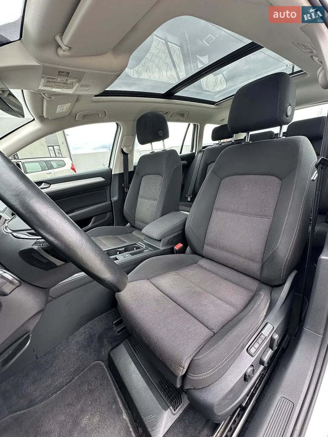 2018 Volkswagen Passat - мініатюра 13
