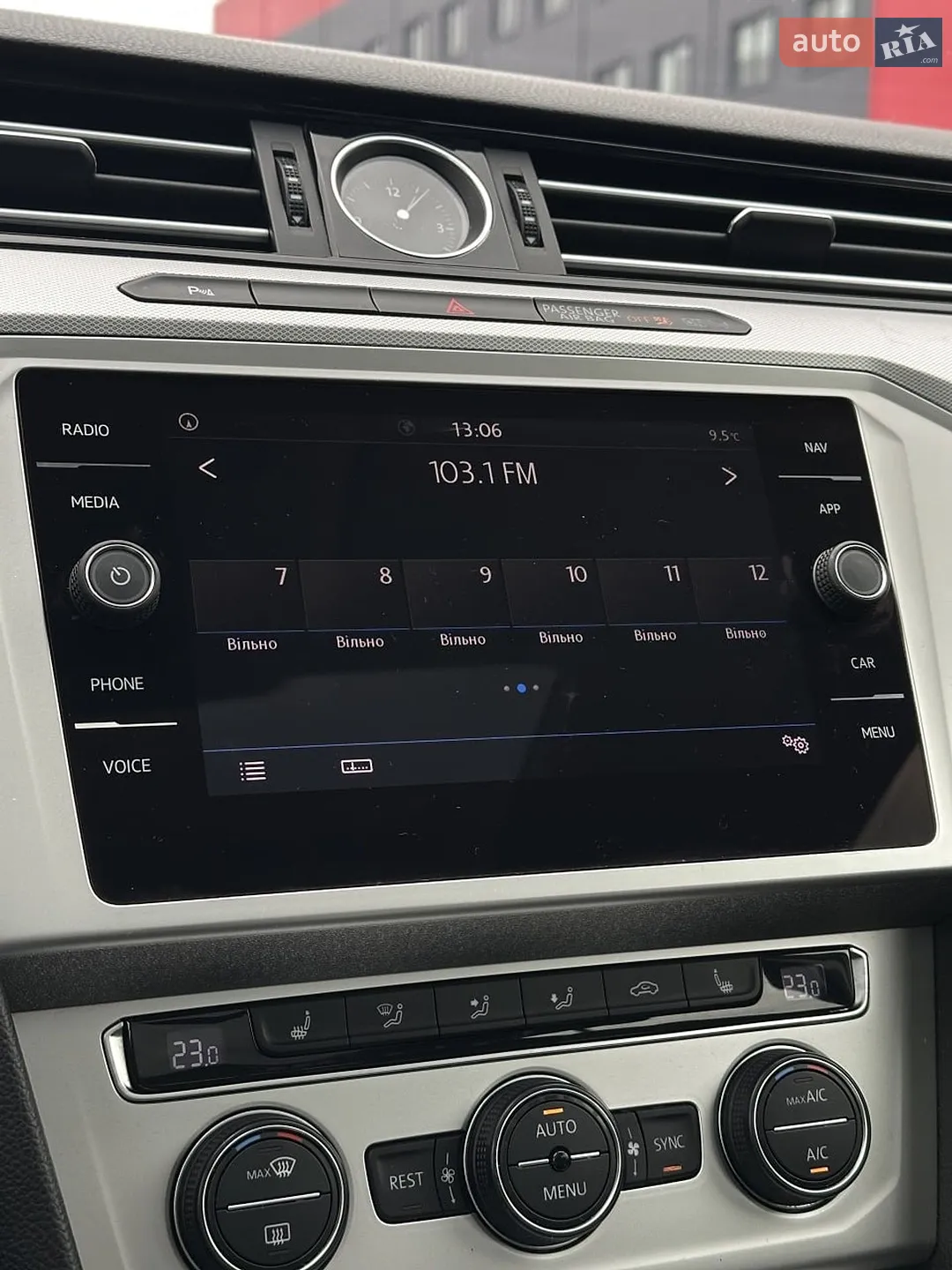 2018 Volkswagen Passat - мініатюра 19