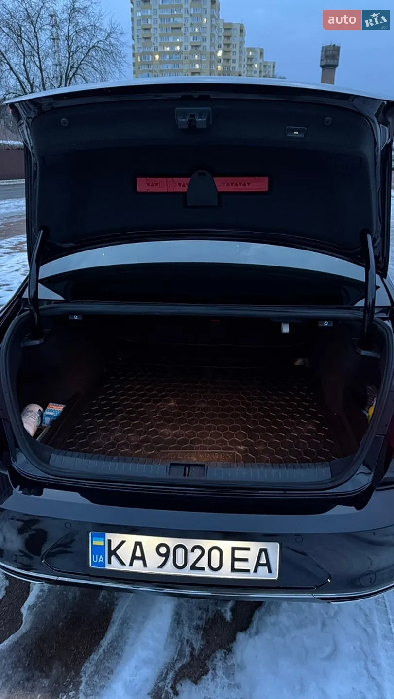 2017 Volkswagen Passat - мініатюра 11