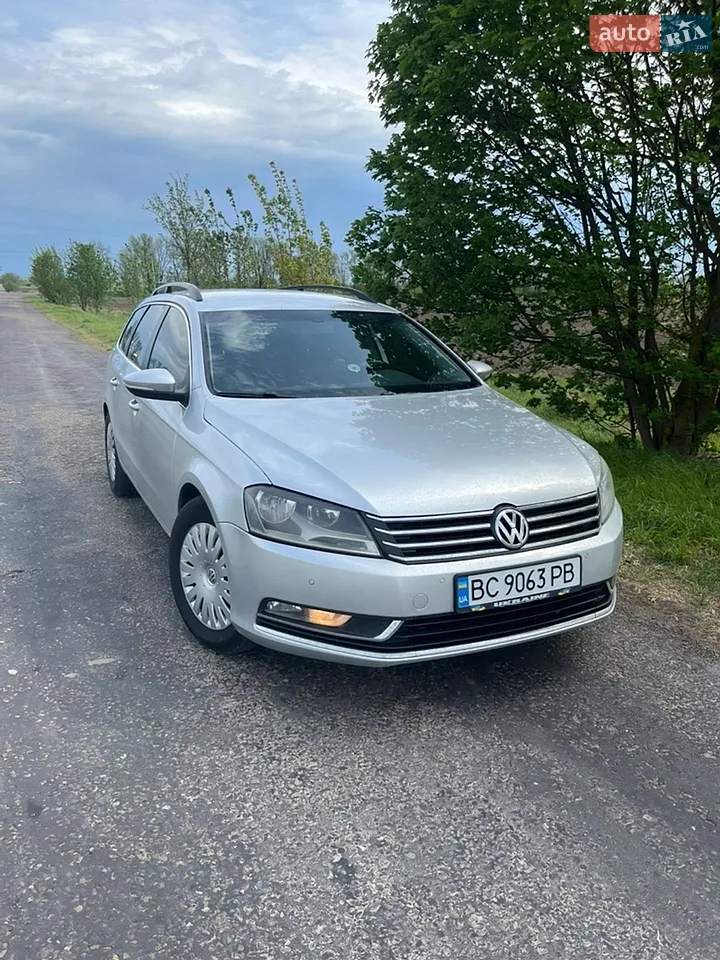2010 Volkswagen Passat - мініатюра 22