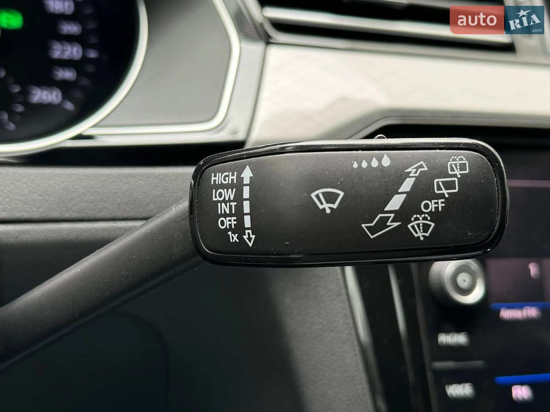2019 Volkswagen Passat - мініатюра 21