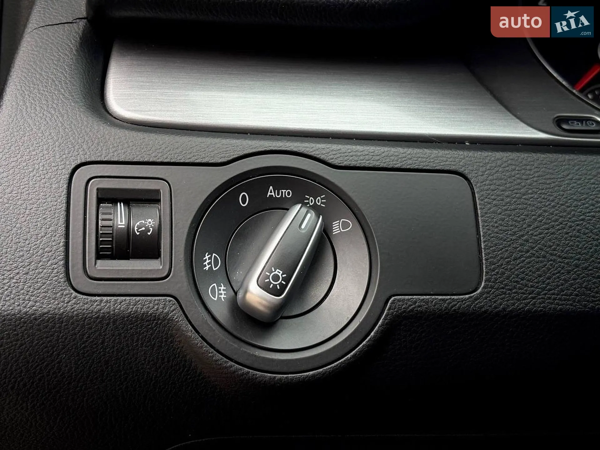 2014 Volkswagen Passat - мініатюра 24