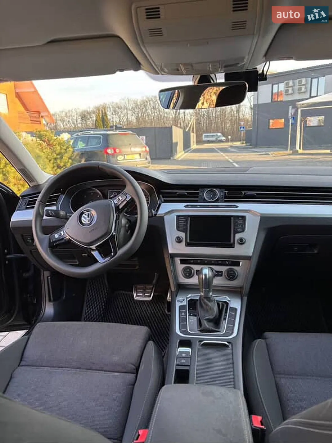 2017 Volkswagen Passat - мініатюра 12