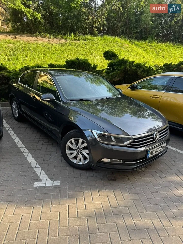 2019 Volkswagen Passat - мініатюра 13