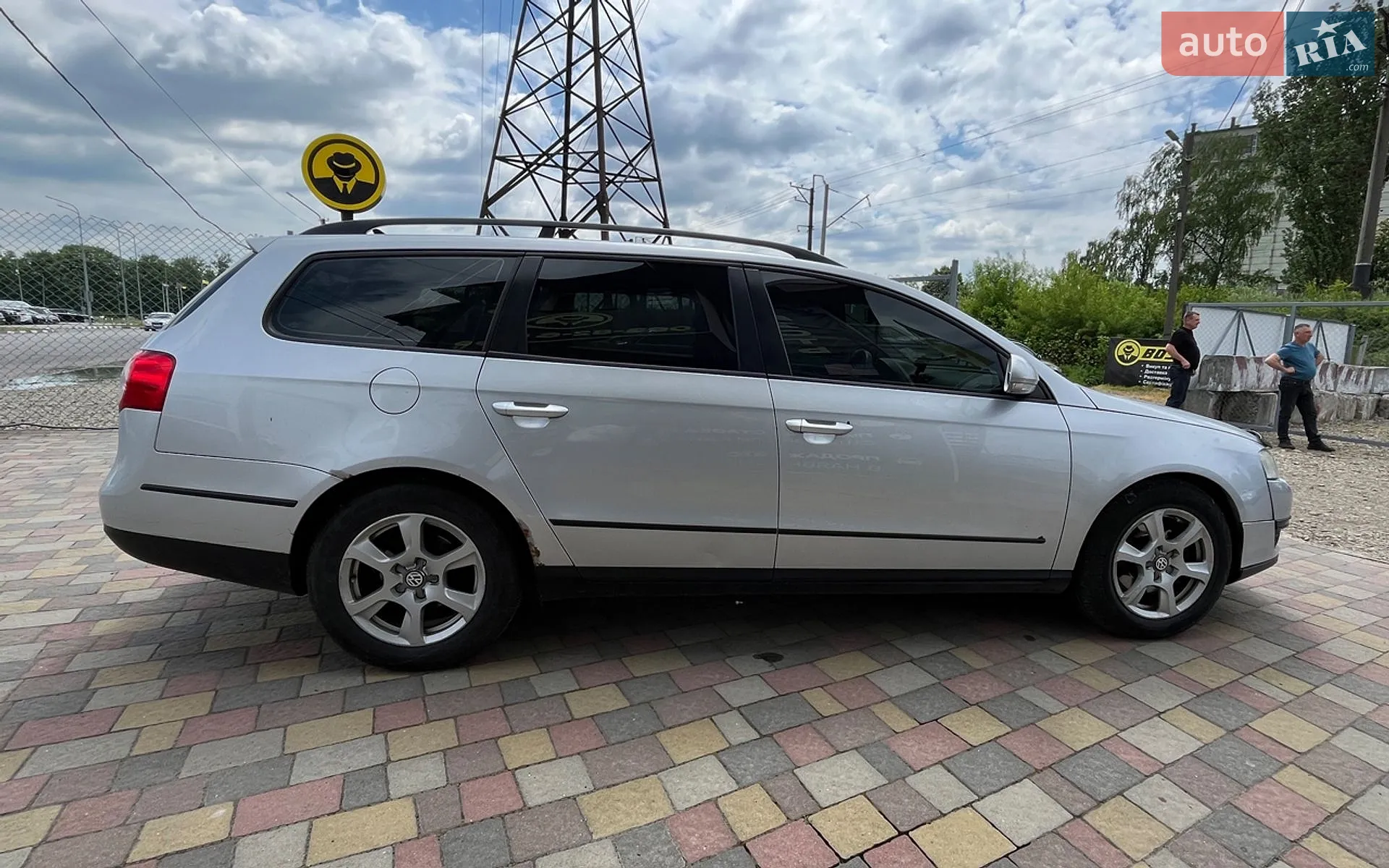 2010 Volkswagen Passat - мініатюра 8