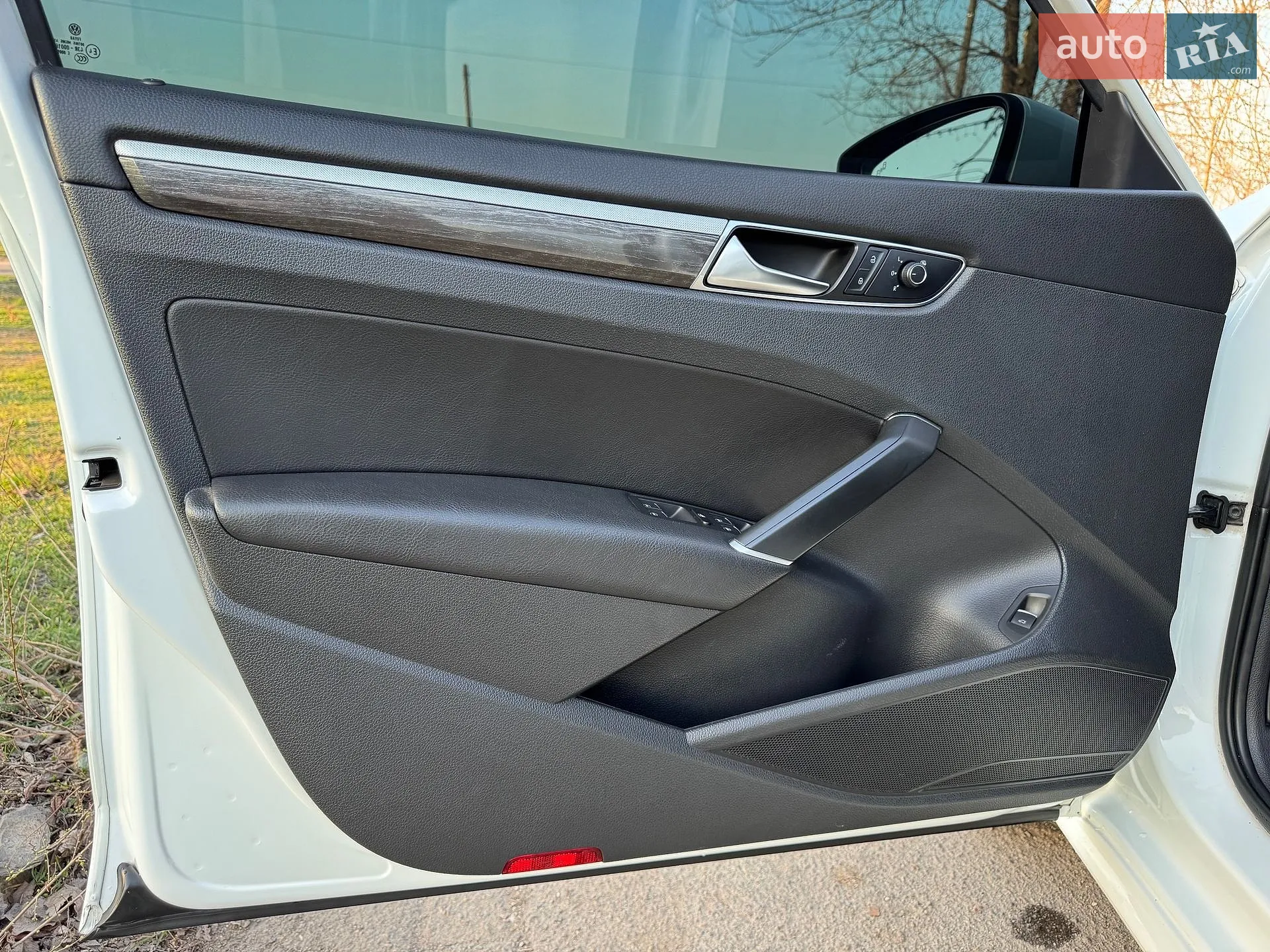 2016 Volkswagen Passat - мініатюра 19