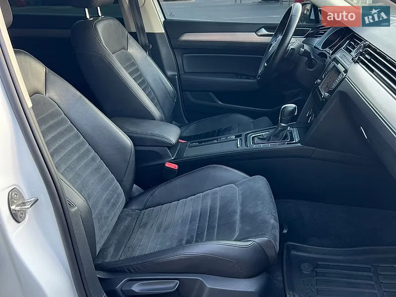 Volkswagen Passat 2015 VIN WVWZZZ3CZGE034120 фото оголошення 34 з 94