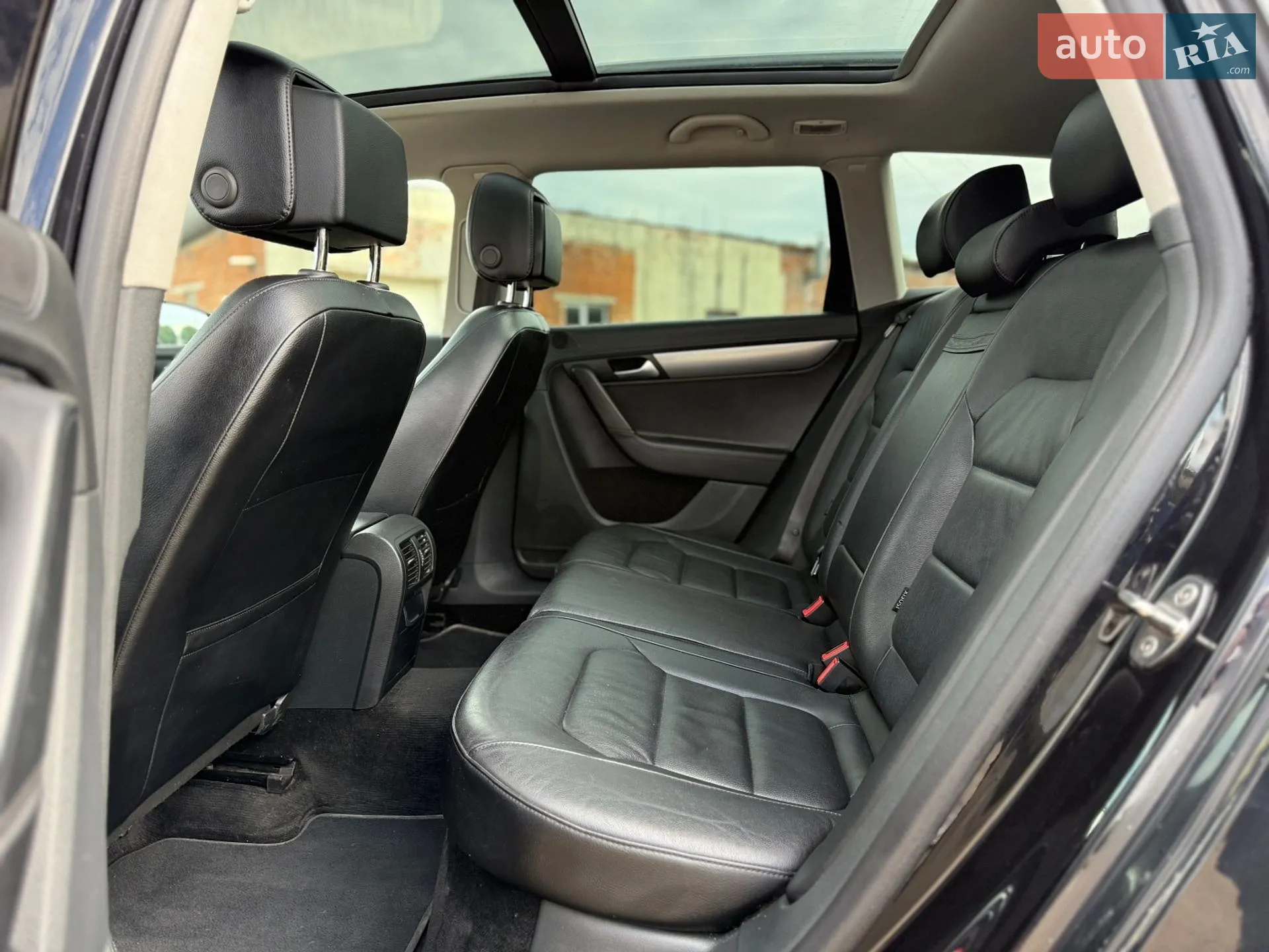 2014 Volkswagen Passat - мініатюра 11