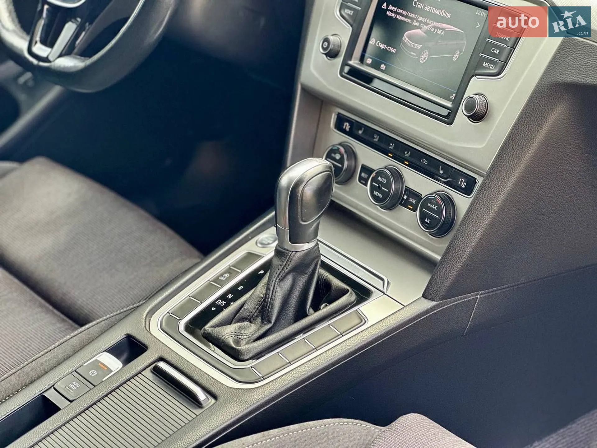 2017 Volkswagen Passat - мініатюра 30