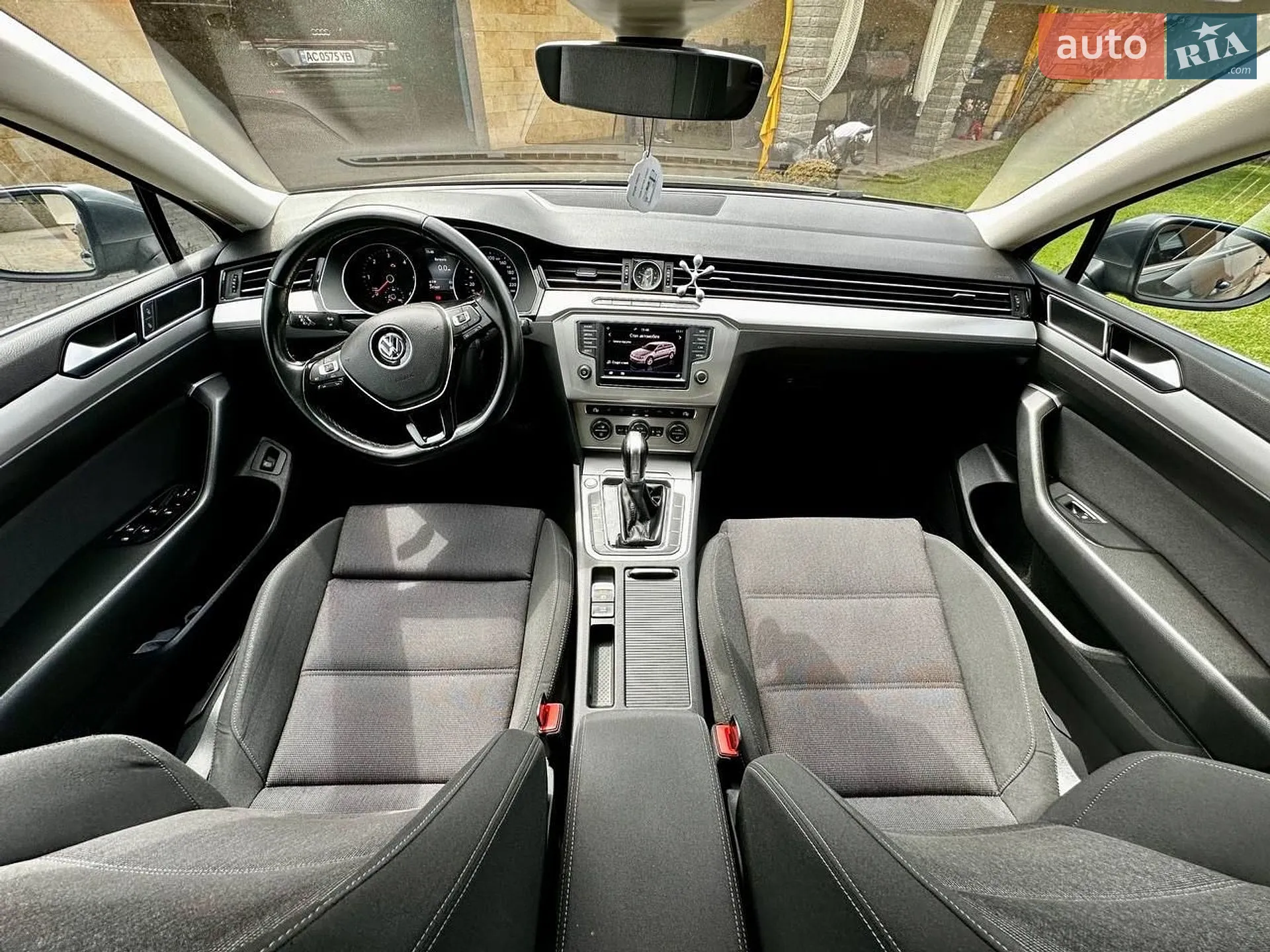 2017 Volkswagen Passat - мініатюра 28