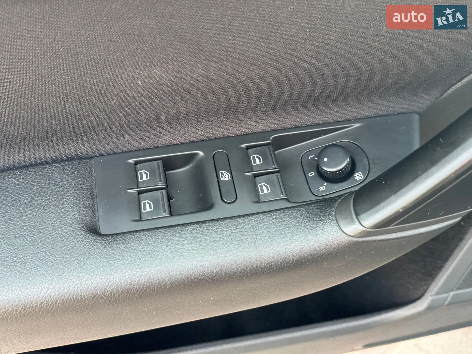 2012 Volkswagen Passat - мініатюра 13