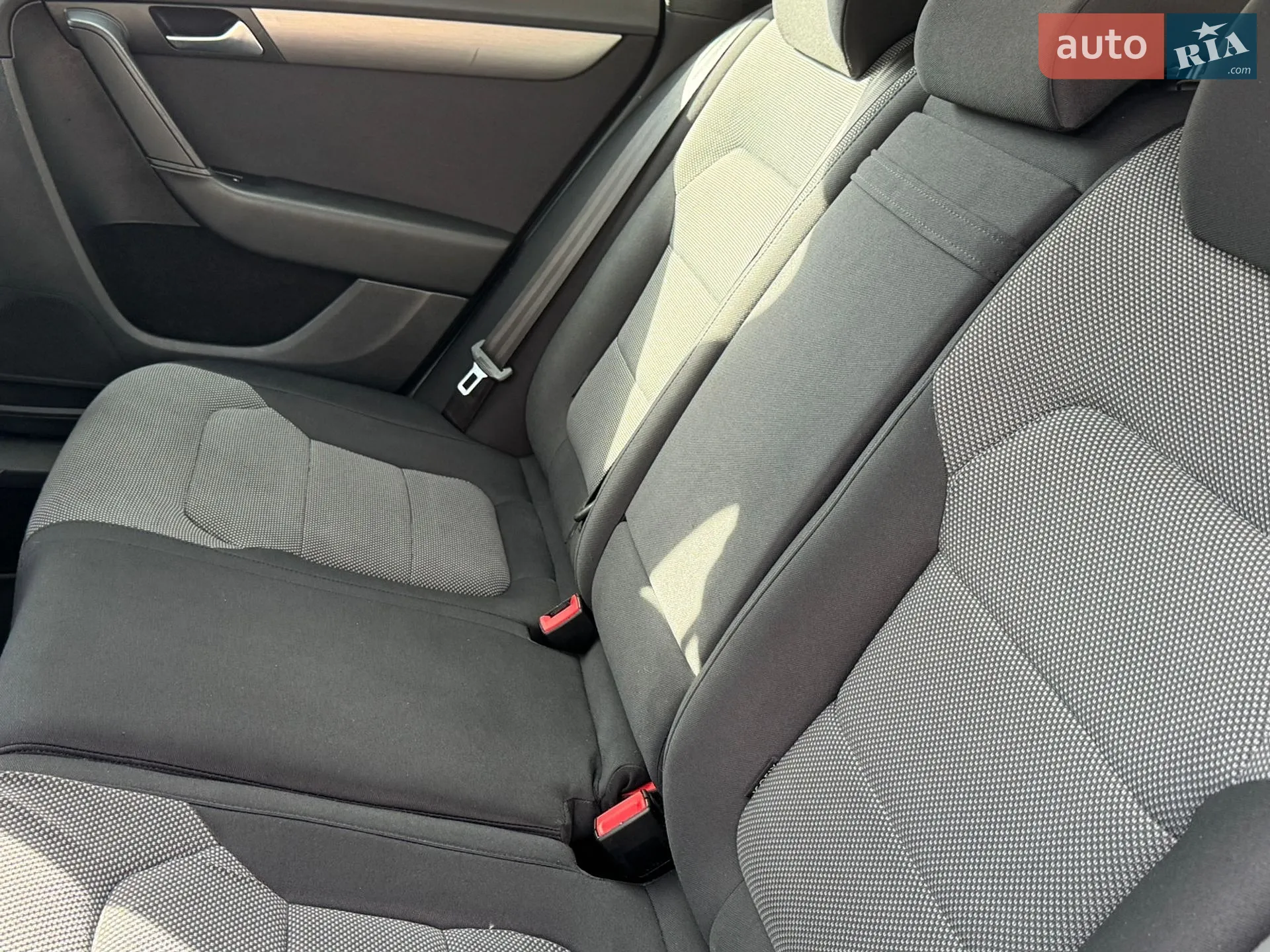 2012 Volkswagen Passat - мініатюра 35