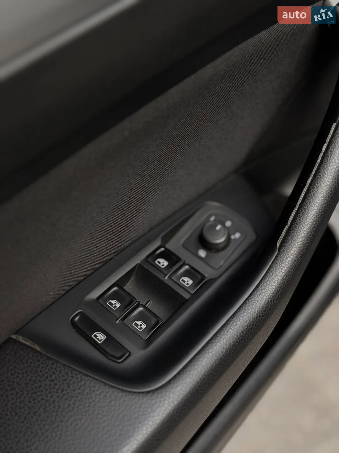 2016 Volkswagen Passat - мініатюра 19