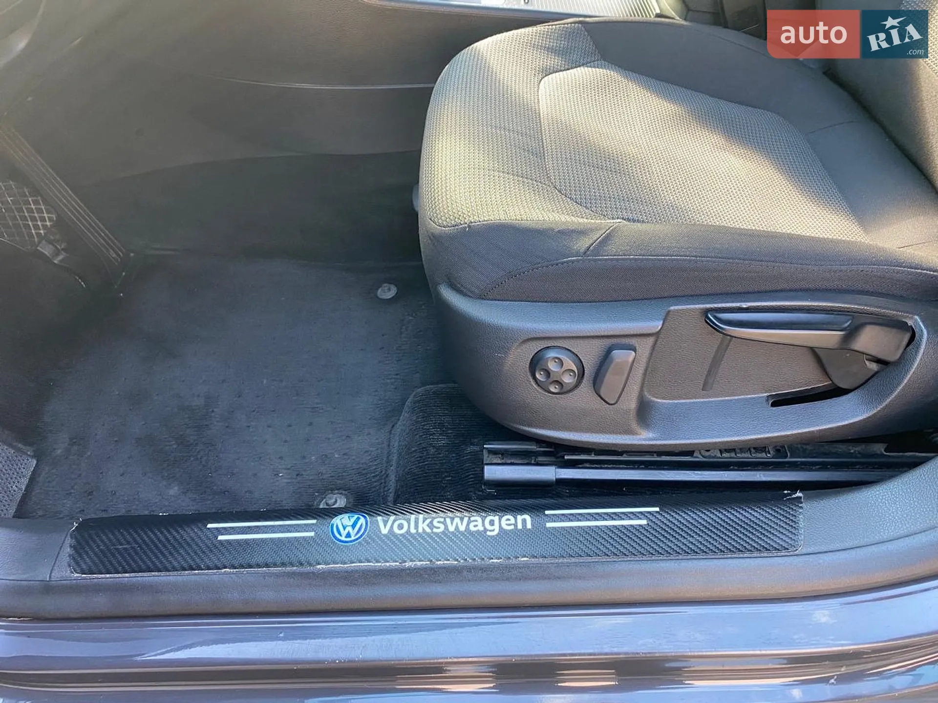 2011 Volkswagen Passat - мініатюра 21
