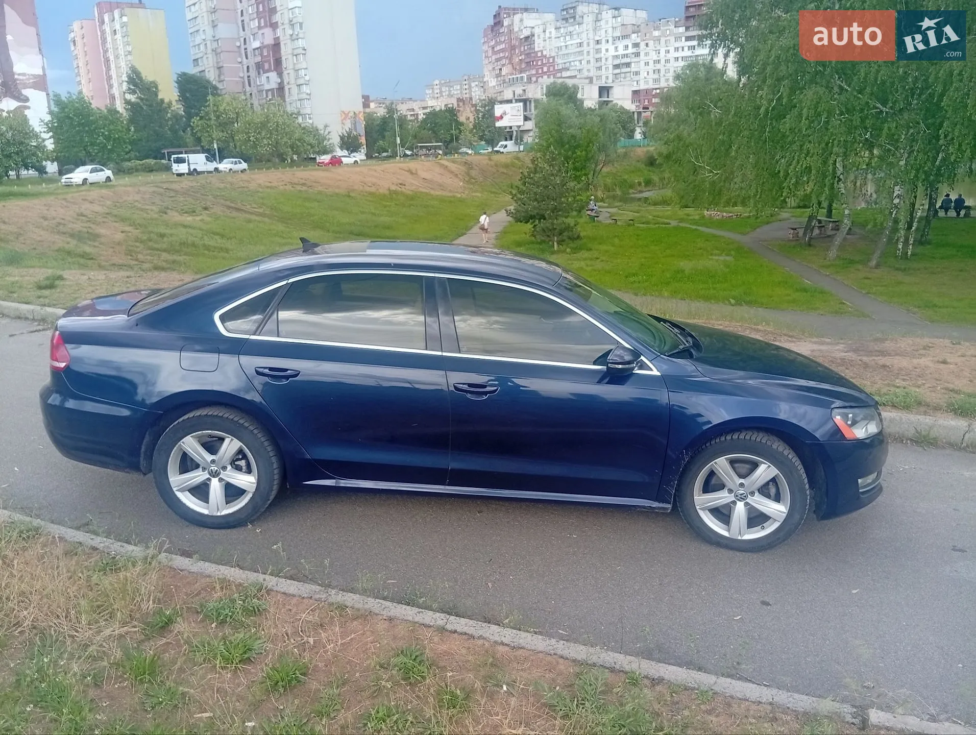 2011 Volkswagen Passat - мініатюра 11