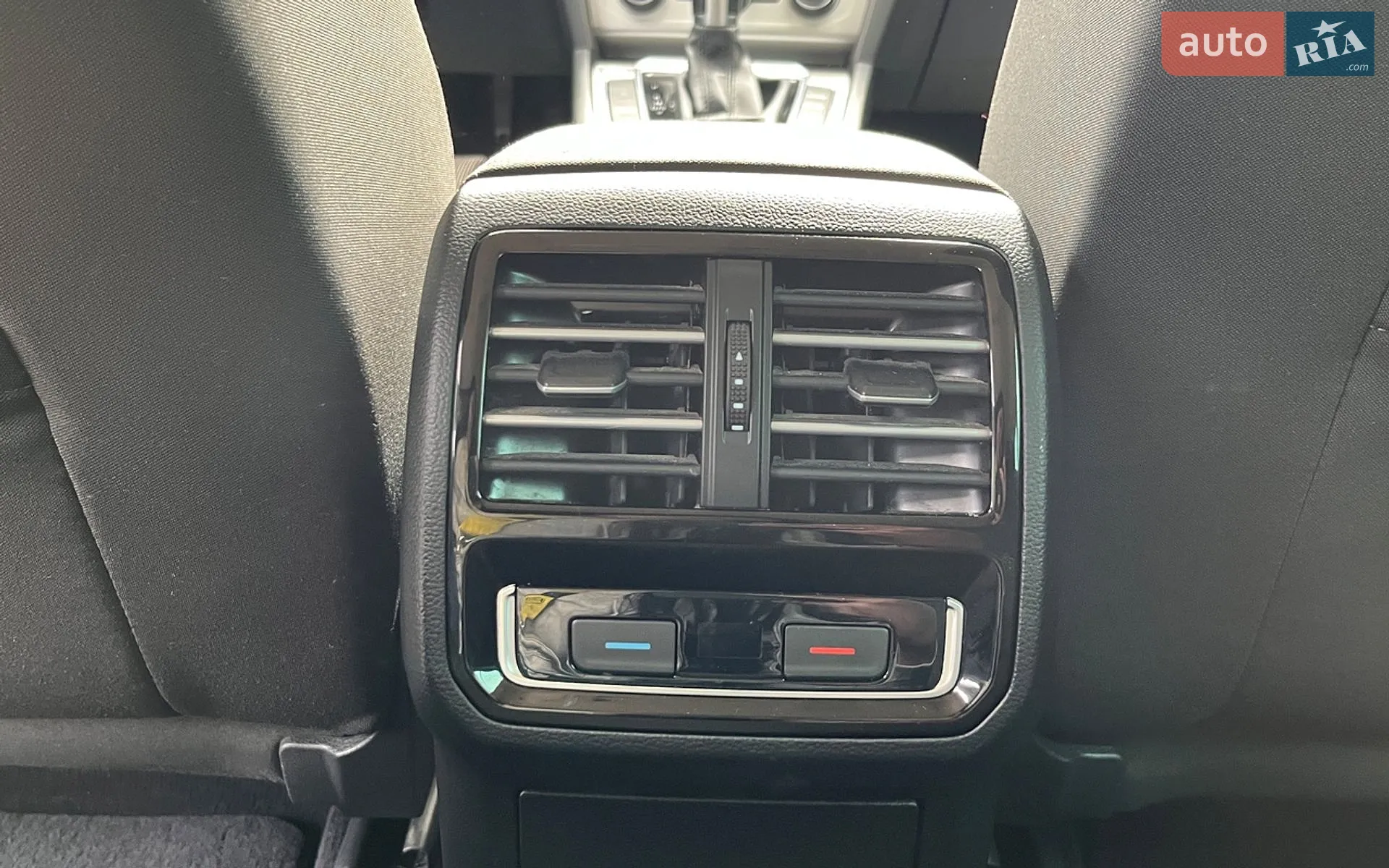 2017 Volkswagen Passat - мініатюра 26
