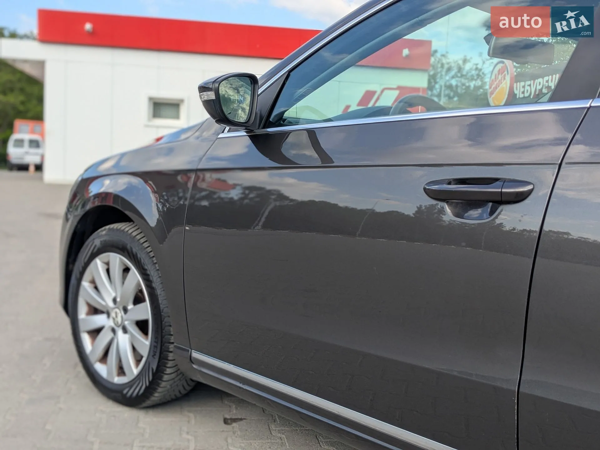2010 Volkswagen Passat - мініатюра 5