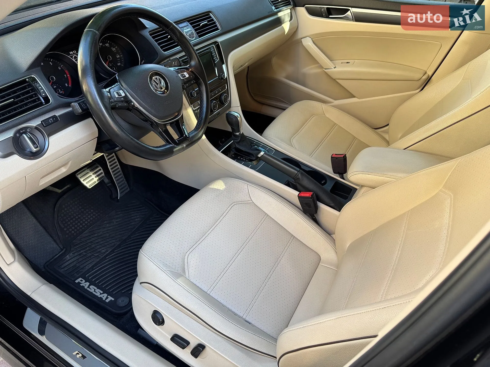 2017 Volkswagen Passat - мініатюра 10